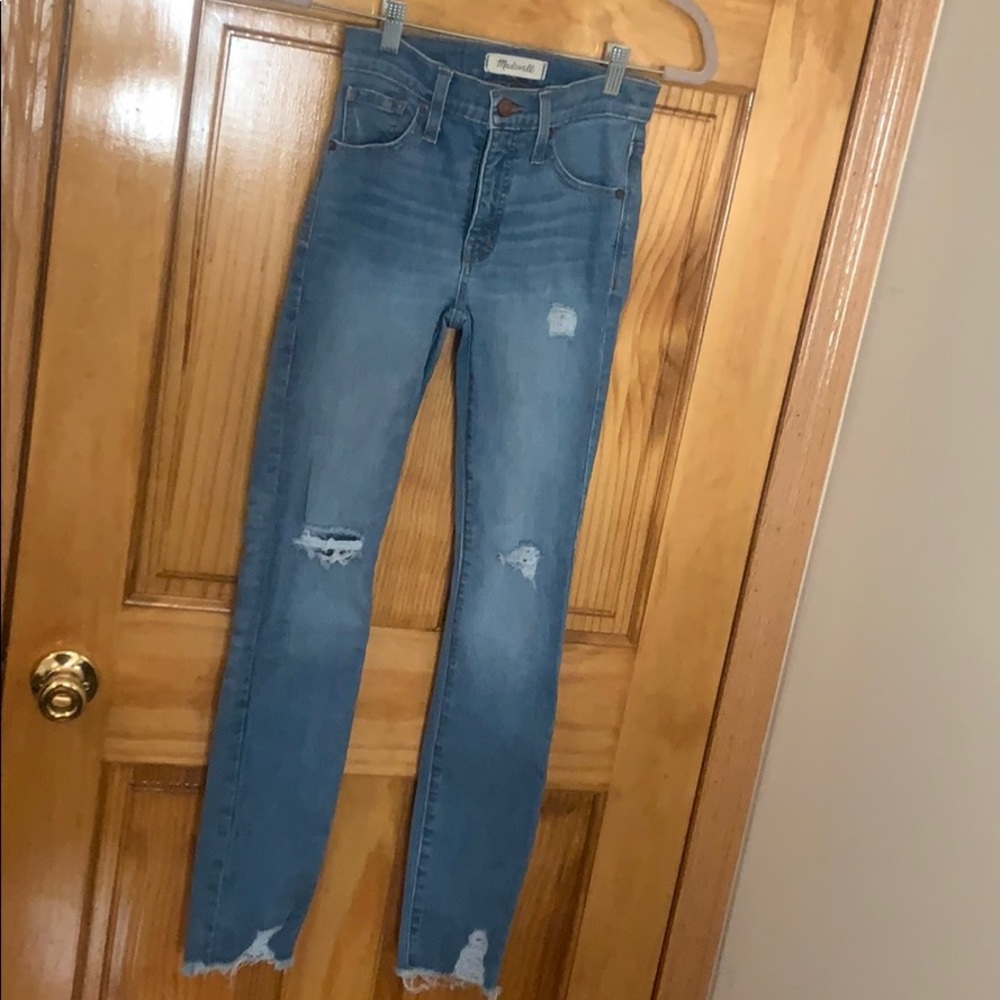 MADEWELL ripped jean.